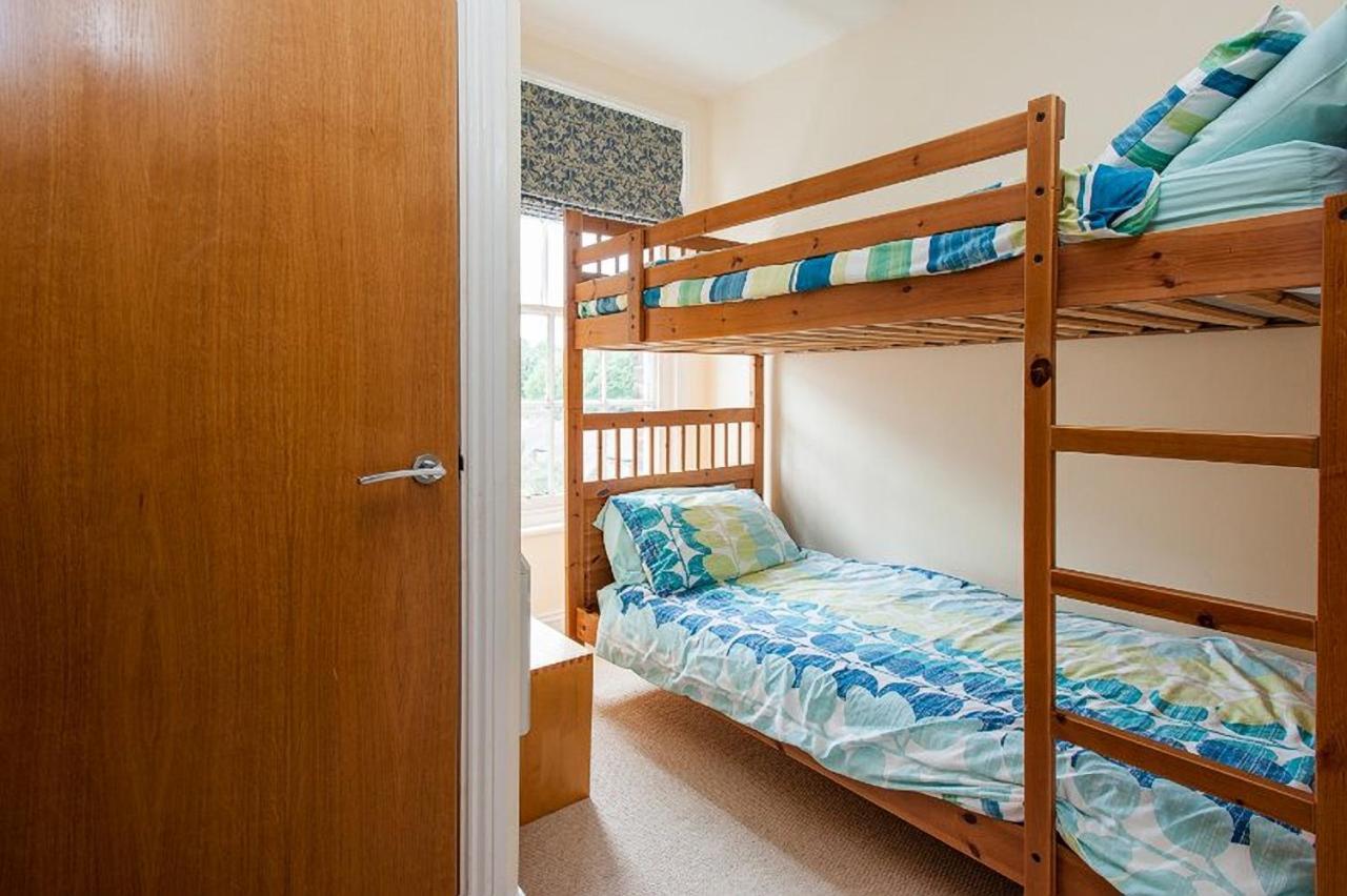 Priory House Apartments York Bagian luar foto