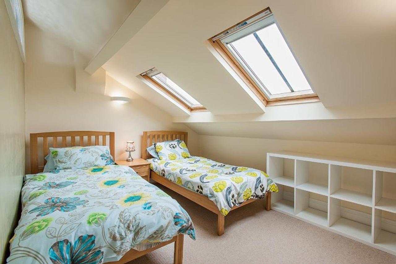 Priory House Apartments York Bagian luar foto