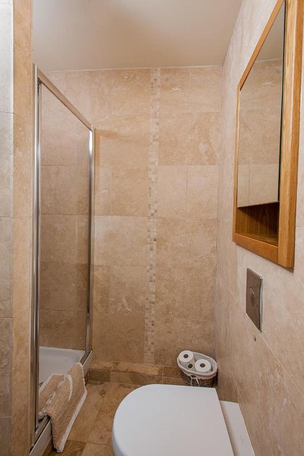 Priory House Apartments York Bagian luar foto