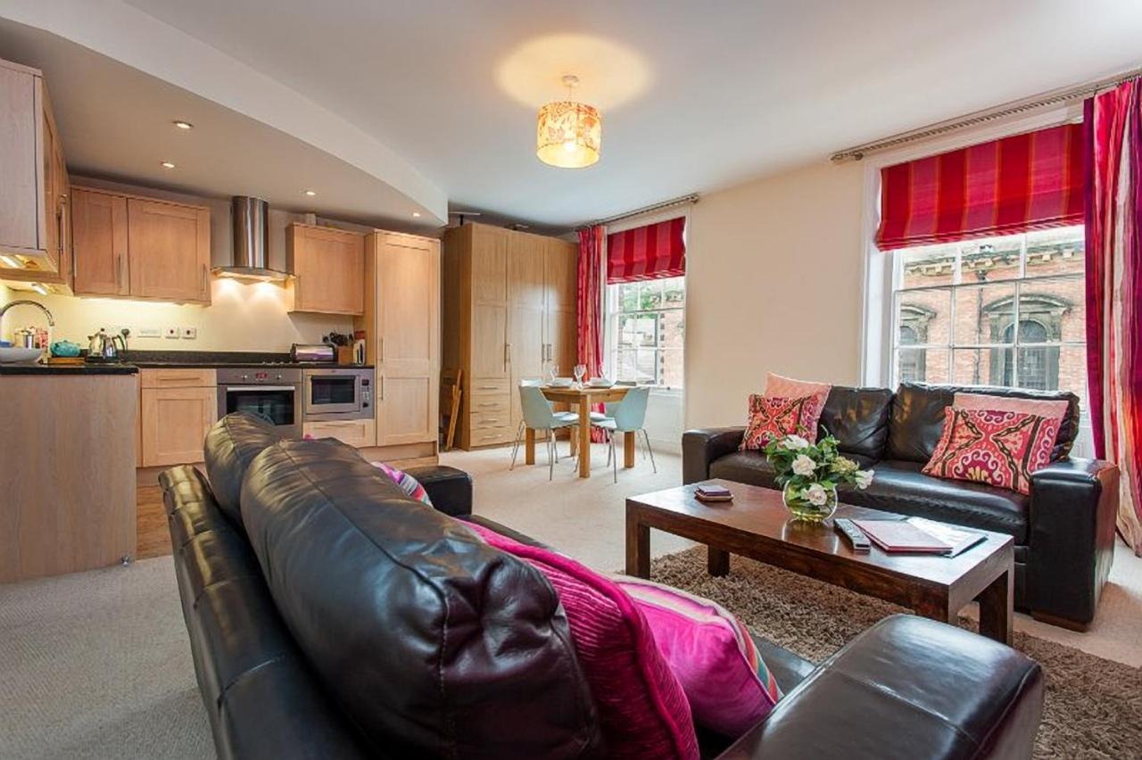Priory House Apartments York Bagian luar foto